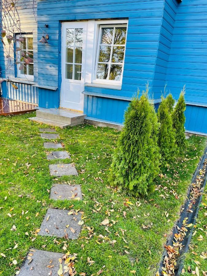 Zveryno Namelis 2 Kambariu Butas Zveryne Su Zidiniu, Terasa Ir Privaciu Kiemeliu Vilnius